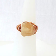 Load image into Gallery viewer, Yellow Calcite &amp; Copper Ring - size 4.25
