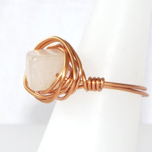 Load image into Gallery viewer, White Quartz &amp; Copper Ring - size 5.75