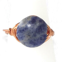 Load image into Gallery viewer, Sodalite &amp; Copper Ring - size 7.25