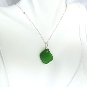 Emerald Green Seaglass Necklace
