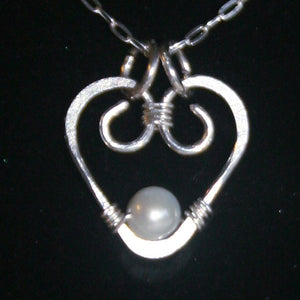 Heart n Pearl Necklace